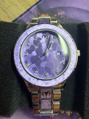 INVICTA TechnoMarine Purple Seafoam Watch with blue case NWT
